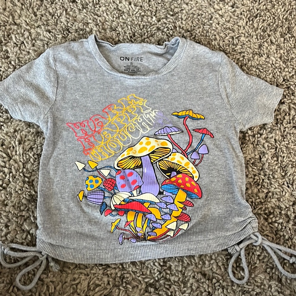 Grey Mushroom Top
